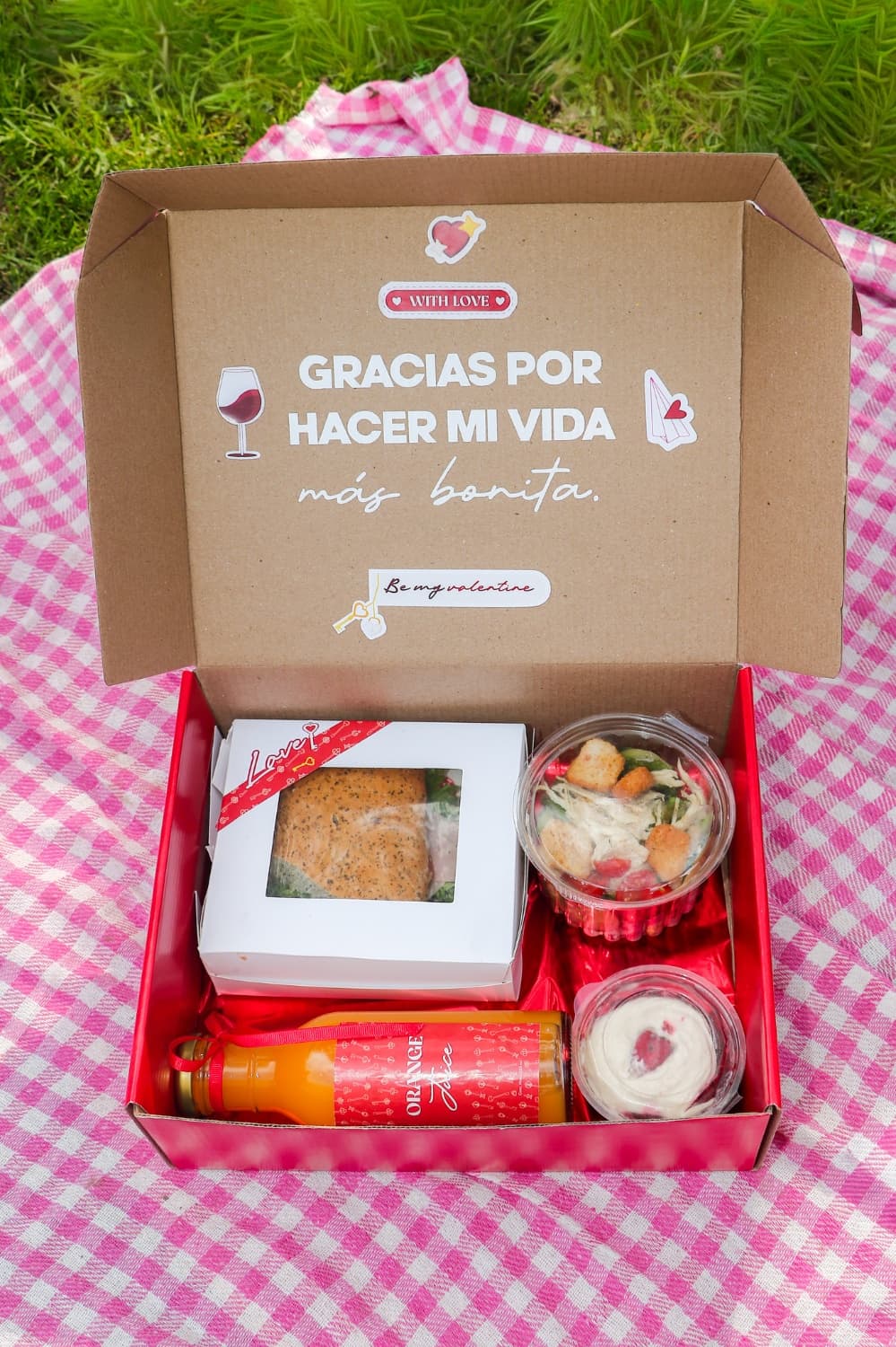 PAQUETE PLUS DESAYUNO BOX CON BURBUJA