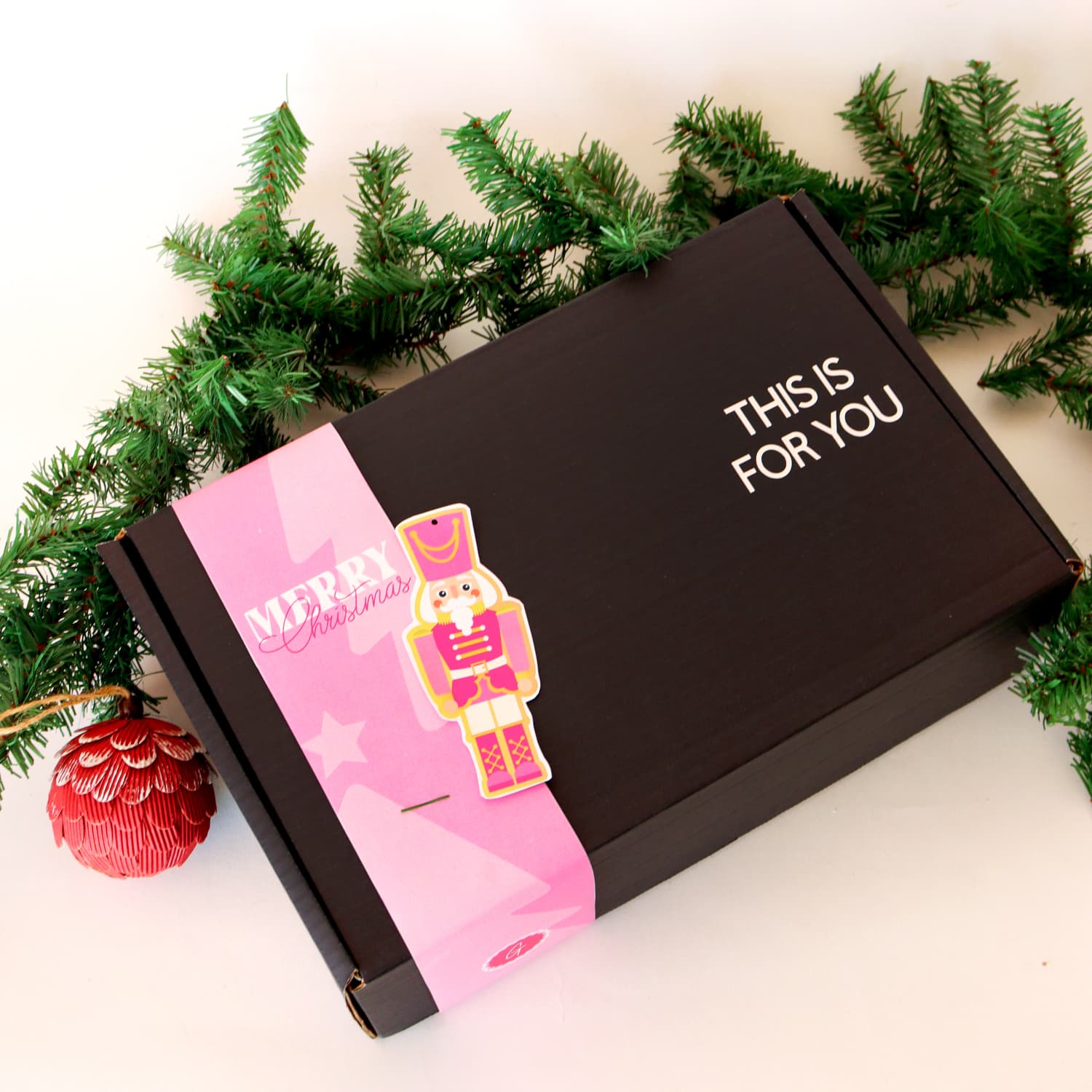 SMALL EGG BOX PINK
