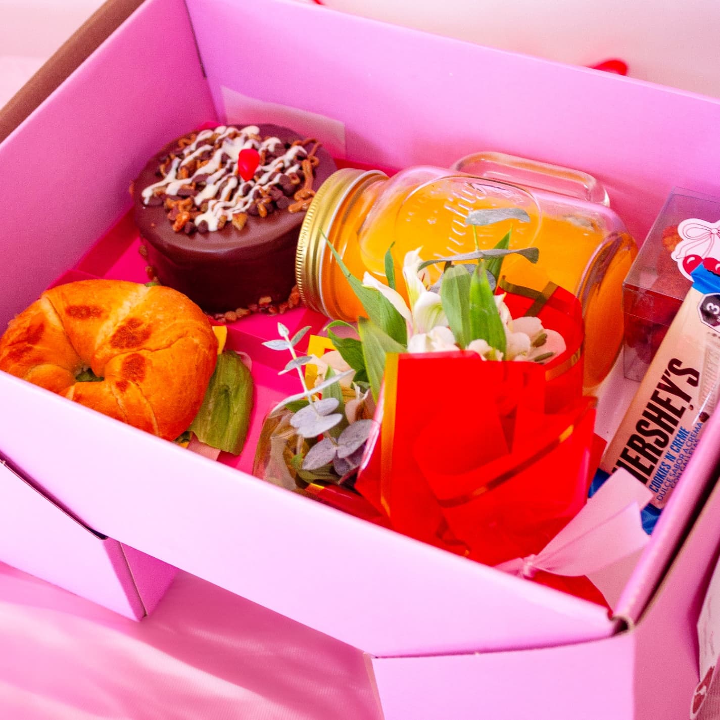 BREAKFAST PINK
